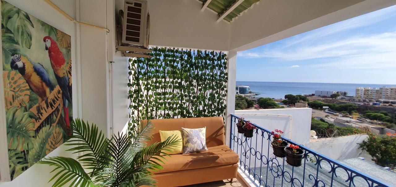 Kelly Guest House Πράγια Εξωτερικό φωτογραφία