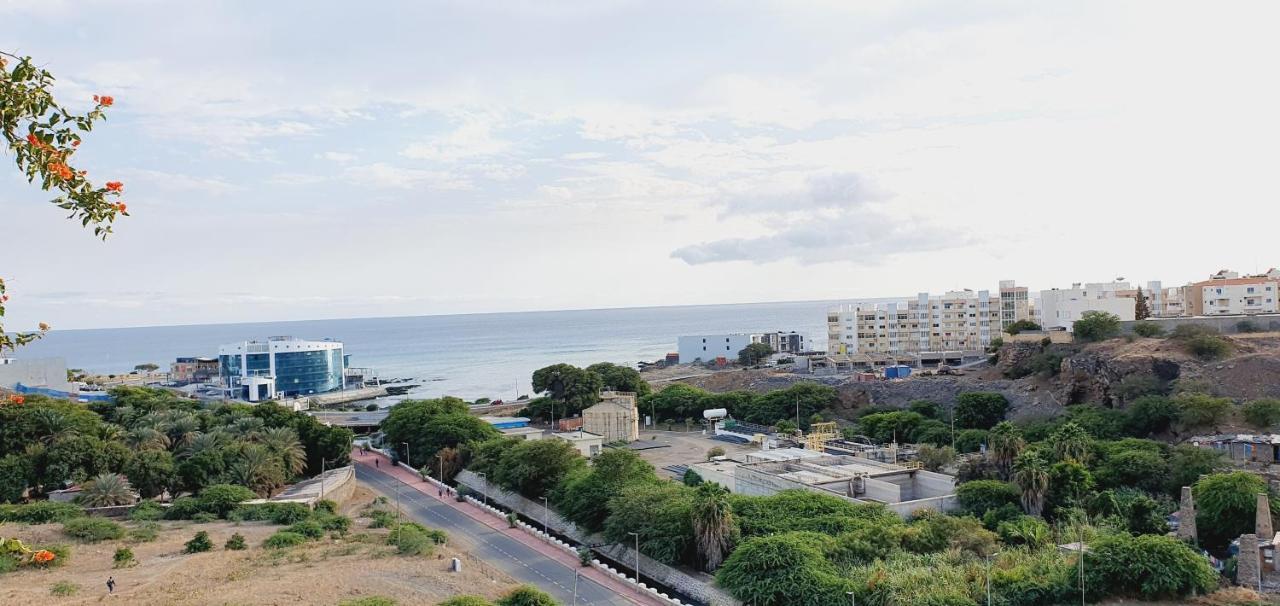 Kelly Guest House Πράγια Εξωτερικό φωτογραφία