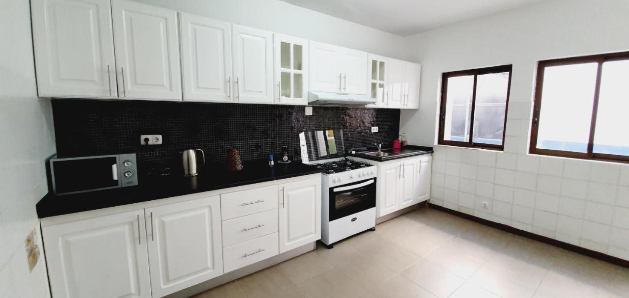 Kelly Guest House Πράγια Εξωτερικό φωτογραφία