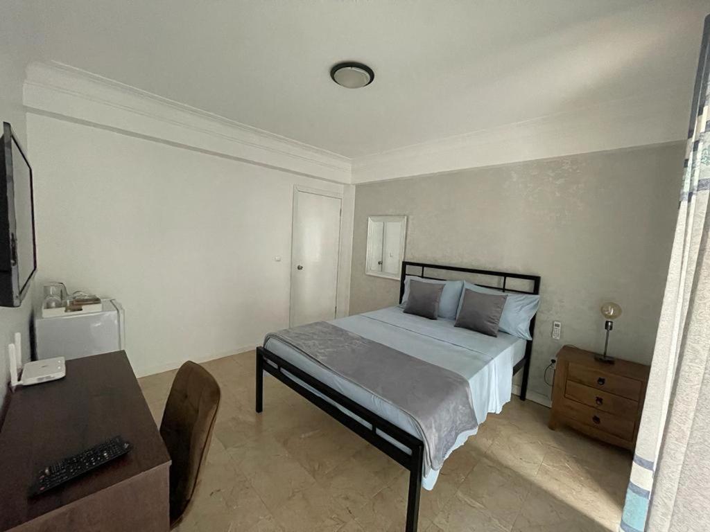 Kelly Guest House Πράγια Εξωτερικό φωτογραφία