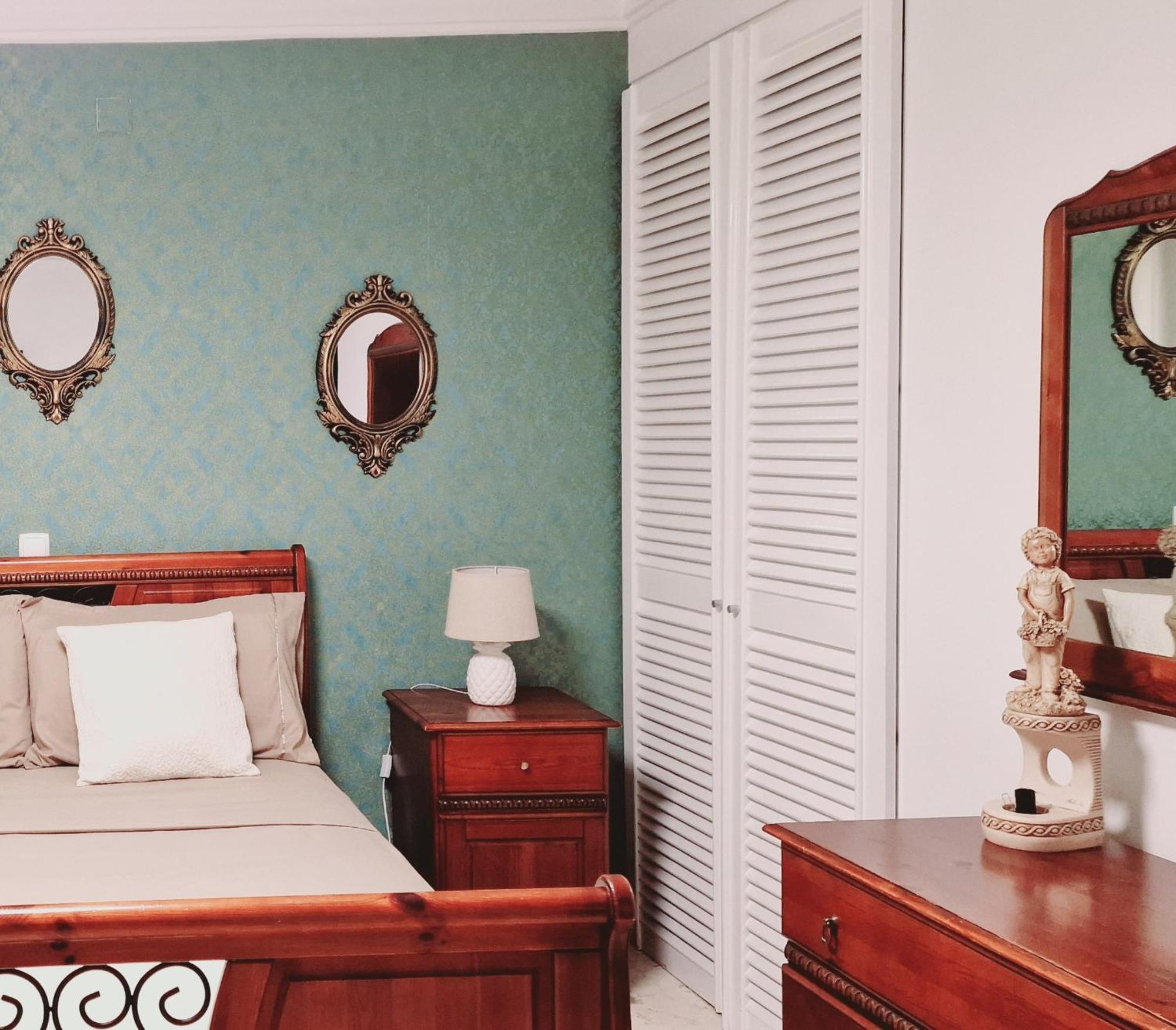 Kelly Guest House Πράγια Δωμάτιο φωτογραφία